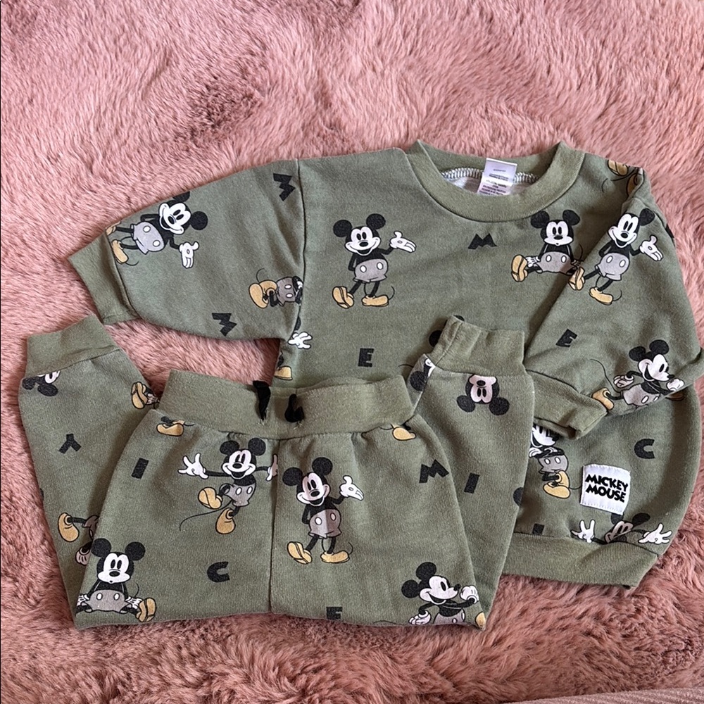 Disney Baby Mickey Mouse Set